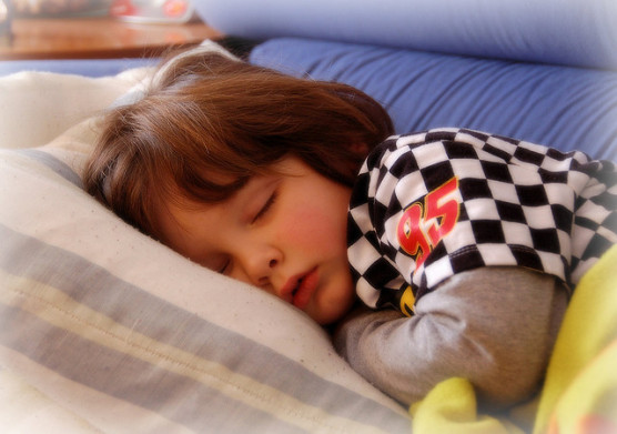 子供が夜すぐに寝る方法 (2)