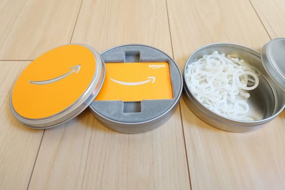 アマゾンギフト券の缶は小物入れに