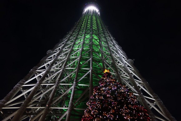 2015年東京スカイツリーのクリスマスプロジェクションマッピング (6)