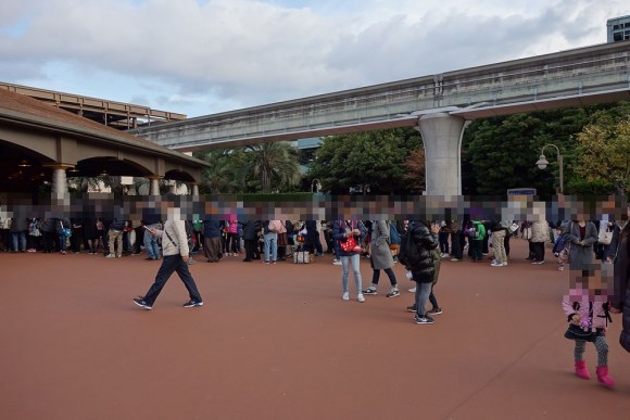 東京ディズニーシーの朝はどのくらい混雑するのか (3)