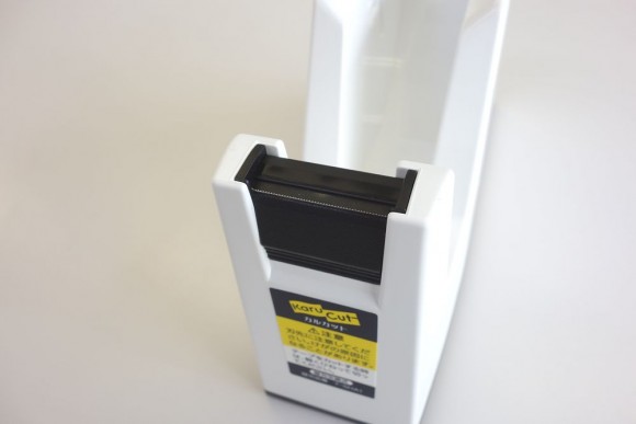 子供でも切りやすいコクヨ テープカッター カルカット 白 T-SM100のレビュー (5)
